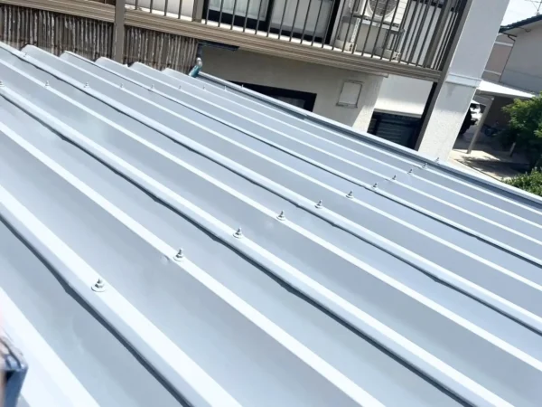 【施工事例】石川県金沢市　戸建　車庫塗装工事　施工前・施工後