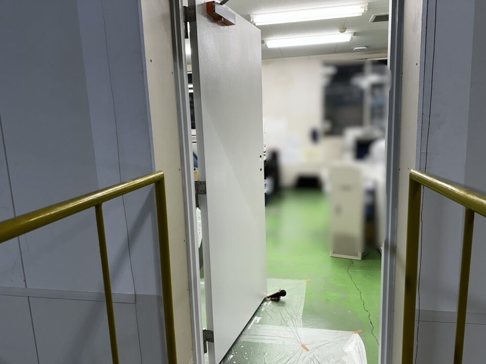 防火扉塗装 施工後