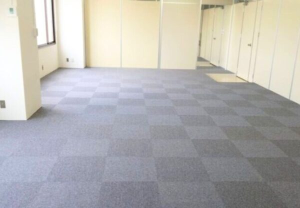 金沢市　事務所　フロア貼り替えリフォーム