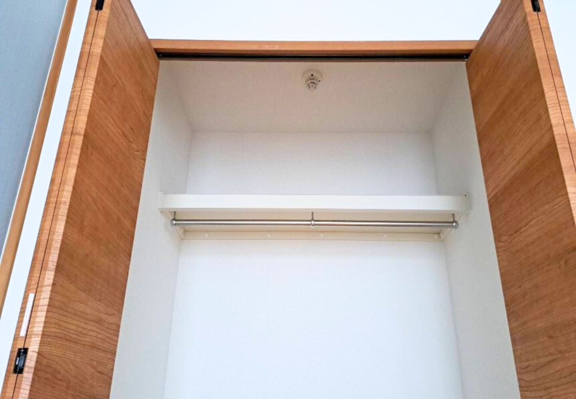 金沢市　マンション　漏水復旧　クローゼット　内装貼り替え