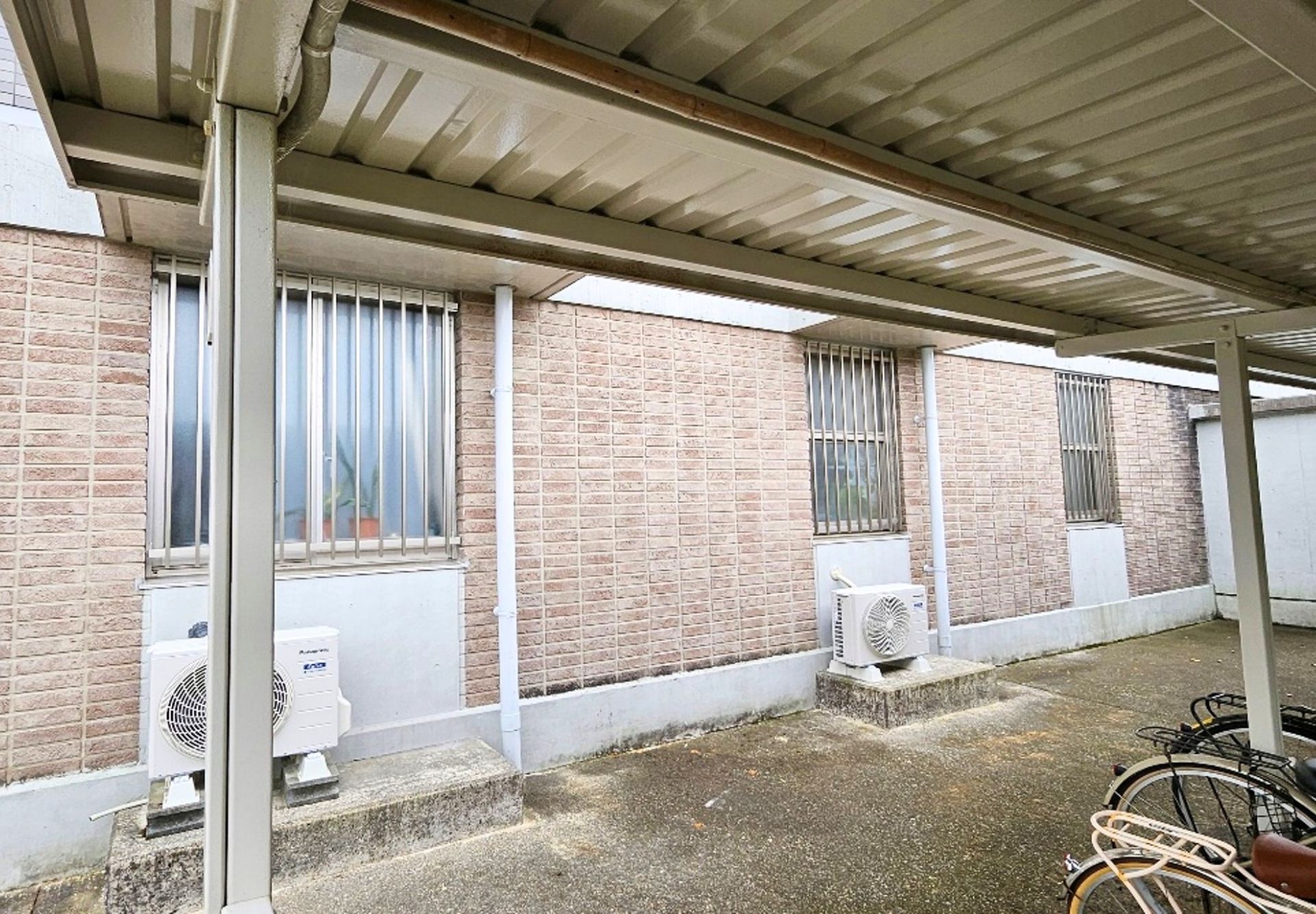 マンション面格子取り換え